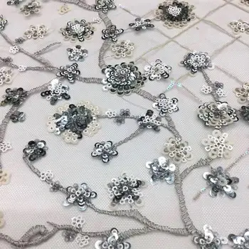 (5yards/pc) Fully embroidered African French lace silver grey sequins net lace fabric 2020 new design for party dress FZZ838
(5yards/pc) Fully embroidered African French lace silver grey sequins net lace fabric 2020 new design for party dress FZZ838