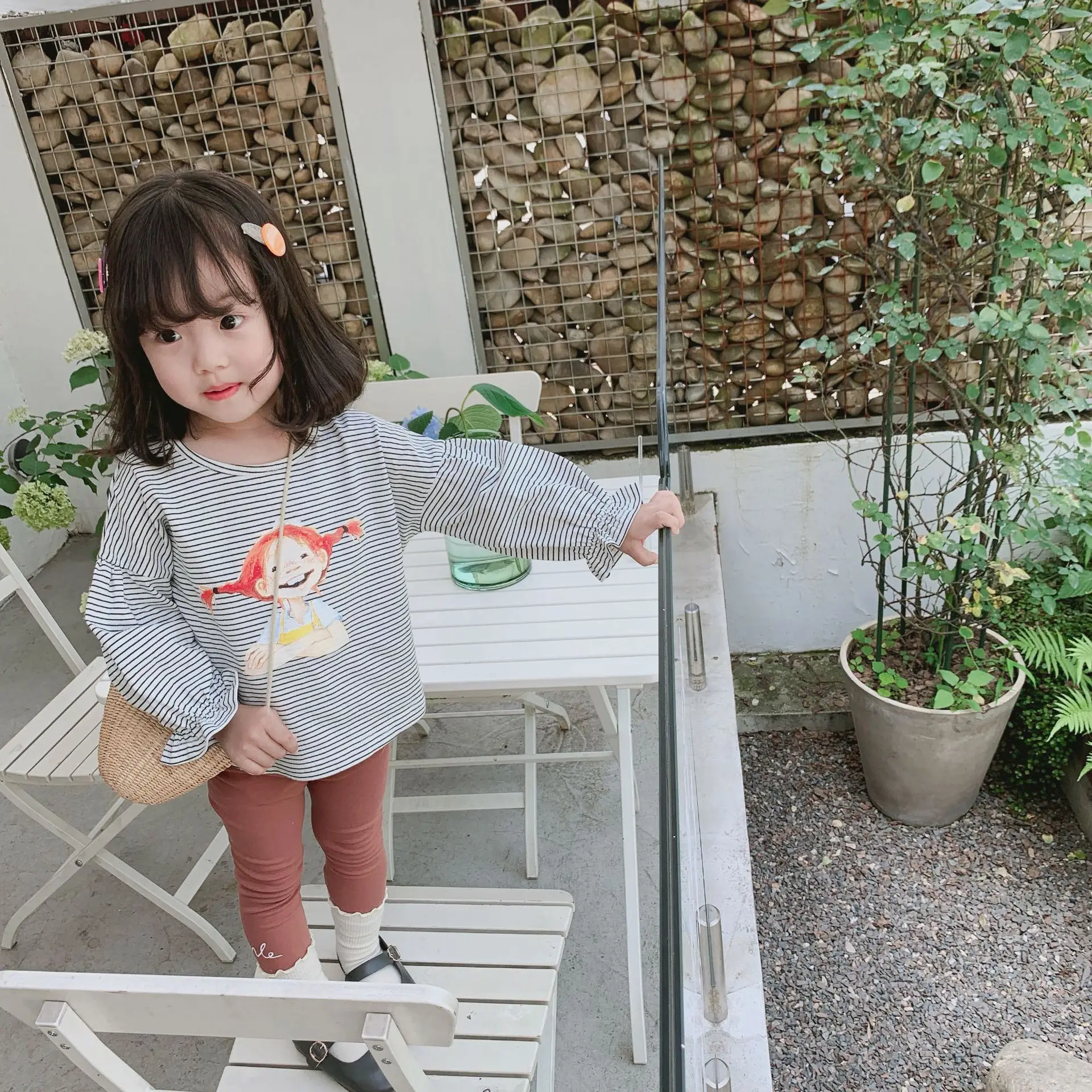 Autumn cute girls cartoon figure digital printing T shirt cotton kids casual striped Tees Tops children clothes
Autumn cute girls cartoon figure digital printing T shirt cotton kids casual striped Tees Tops children clothes