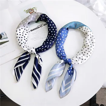 70cm Square Women Silk Scarf Color Dot Cute Small Bandana Colorful Female Headband Sweater Neckwear Soft Foulard NEW 2020
70cm Square Women Silk Scarf Color Dot Cute Small Bandana Colorful Female Headband Sweater Neckwear Soft Foulard NEW 2020