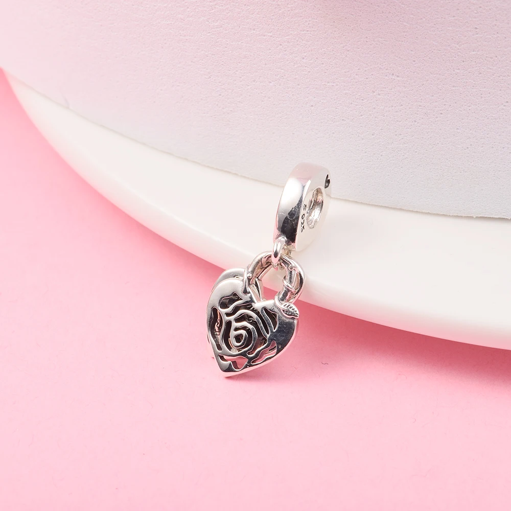 2022 Valentine's Day 925 Sterling Silver Rose Heart Padlock Dangle Charm Fits Europe Bracelets Woman Beads for Jewelry Making
2022 Valentine's Day 925 Sterling Silver Rose Heart Padlock Dangle Charm Fits Europe Bracelets Woman Beads for Jewelry Making
