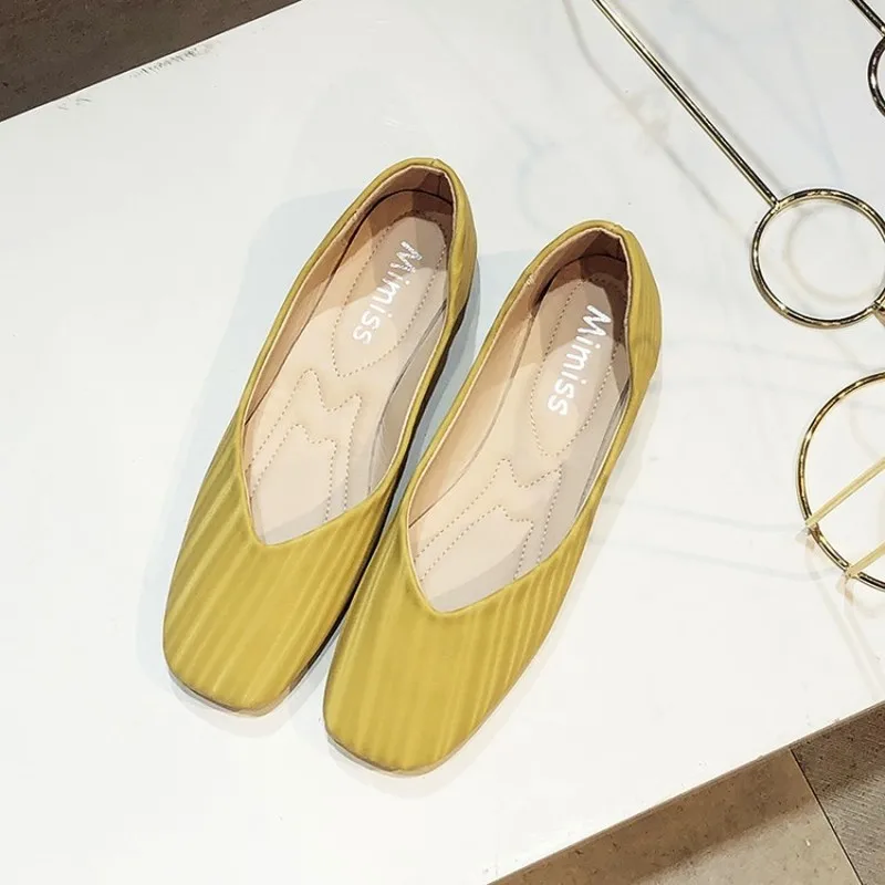 2020 Spring fashion New Peas footwear Female classic Version Of The Single Shoes Flat Square Scoop flats Woman Lazy Shoes J14-54
2020 Spring fashion New Peas footwear Female classic Version Of The Single Shoes Flat Square Scoop flats Woman Lazy Shoes J14-54