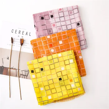 2020 Luxury Brand New Style Versatile Cotton Scarf Women Printed Silk Scarves Fashion Shawl infinity blanket winter cashmere
2020 Luxury Brand New Style Versatile Cotton Scarf Women Printed Silk Scarves Fashion Shawl infinity blanket winter cashmere