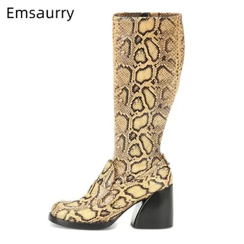 Sexy Serpentine Mid-calf Boots Thick Heel Individual Square Toe Patchwork Block Heel Stretch Autumn Winter Botas Mujer
Sexy Serpentine Mid-calf Boots Thick Heel Individual Square Toe Patchwork Block Heel Stretch Autumn Winter Botas Mujer