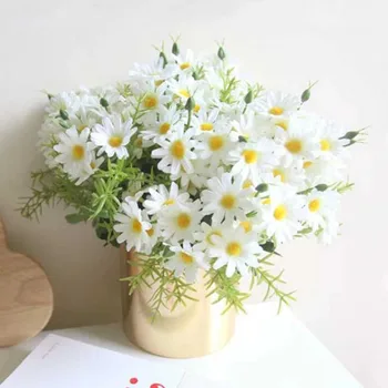 1pcs Artificial Flowers Silk Chrysanthemum 6 branches artificial daisy Fake flowers decoration for home garden office decoration
1pcs Artificial Flowers Silk Chrysanthemum 6 branches artificial daisy Fake flowers decoration for home garden office decoration