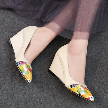 Genuine leather pointed toe mixed colors women shoes brand high heels office ladies shoes women wedges heels
Genuine leather pointed toe mixed colors women shoes brand high heels office ladies shoes women wedges heels