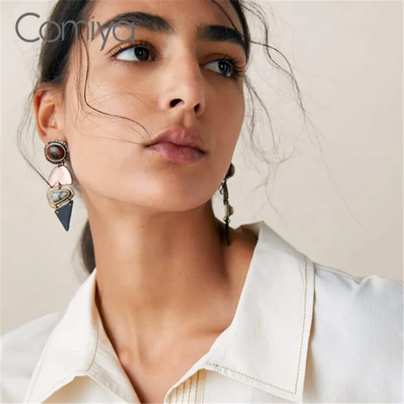 Comiya Drop Earrings Resin Geometric Mosaic Long Pendant Gold Color Zinc Alloy Indian Ethnic Brincos Feminino Dangle Earring
Comiya Drop Earrings Resin Geometric Mosaic Long Pendant Gold Color Zinc Alloy Indian Ethnic Brincos Feminino Dangle Earring