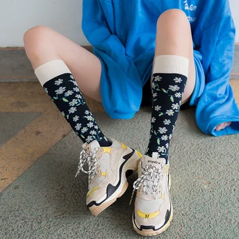 Korean American Retro Floret Autumn Winter Cotton Casual Socks Warm Women Streetwear Cute Funny Socks Short Happy Ankle Socks
Korean American Retro Floret Autumn Winter Cotton Casual Socks Warm Women Streetwear Cute Funny Socks Short Happy Ankle Socks