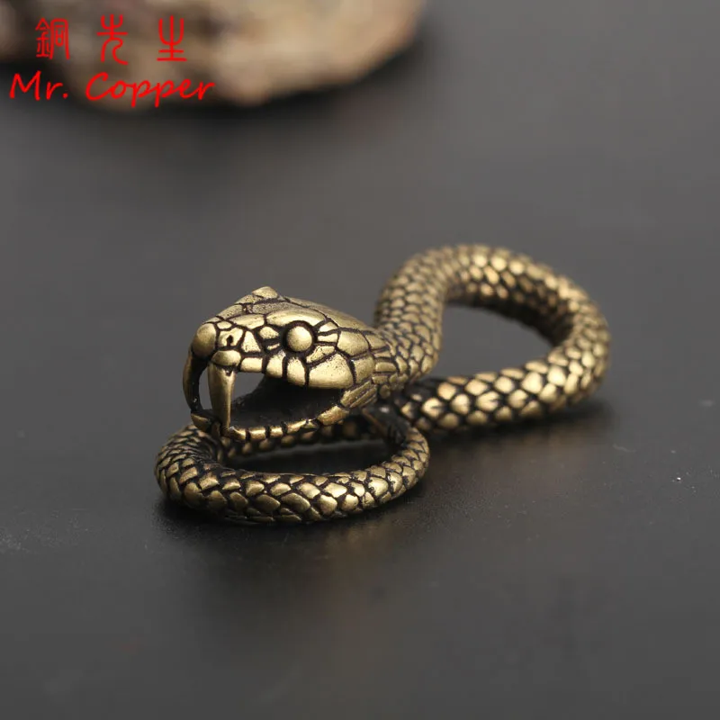 Copper Chinese Zodiac Snake Desk Decorations Home Decor Ornaments Creative Mini Animal Statue Crafts Vintage Miniatures Figurine
Copper Chinese Zodiac Snake Desk Decorations Home Decor Ornaments Creative Mini Animal Statue Crafts Vintage Miniatures Figurine
