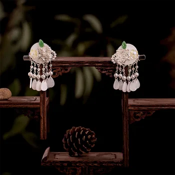 

Manual Ancient Headdress Tassel Hair Hairclip Daily Shell Flower Headdress bride hair Accessories Wholesale