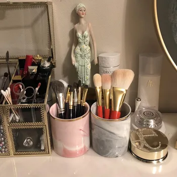 Classic Marble Cosmetic Make-up Brush Storage Box Table Makeup Nail Polish Cosmetic Holder Make Up Tools Pen Holder Rack 1Pcs
Classic Marble Cosmetic Make-up Brush Storage Box Table Makeup Nail Polish Cosmetic Holder Make Up Tools Pen Holder Rack 1Pcs