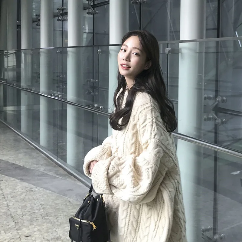 Hong Kong Style Twisted Sweater Autumn Loose Solid Color Long-sleeved Round Neck Pullover Warm Sweater Women's Clothing
Hong Kong Style Twisted Sweater Autumn Loose Solid Color Long-sleeved Round Neck Pullover Warm Sweater Women's Clothing