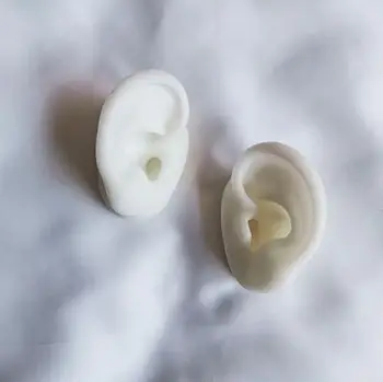 6*4CM white colour Soft silica gel real person ear mannequin head taking headset medical teaching display props C930
6*4CM white colour Soft silica gel real person ear mannequin head taking headset medical teaching display props C930