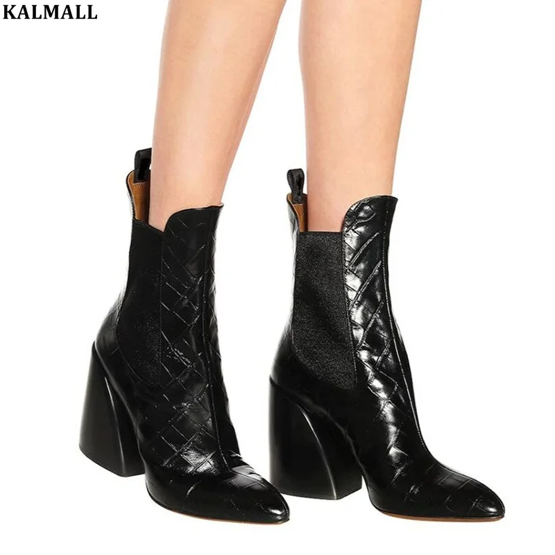 KALMALL Botas Mujer Women Embossed Leather Ankle Boots Chunky Cuban Heels Chelsea Booties Elasticated Panels Comfortable Boots
KALMALL Botas Mujer Women Embossed Leather Ankle Boots Chunky Cuban Heels Chelsea Booties Elasticated Panels Comfortable Boots