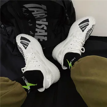 High quality Luminous and breathable sports men shoes comfortable light sneakers Mens Casual Shoes zapatillas hombres size 39-44
High quality Luminous and breathable sports men shoes comfortable light sneakers Mens Casual Shoes zapatillas hombres size 39-44