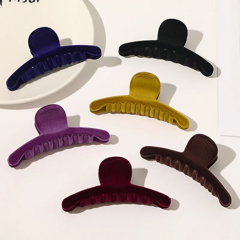 1Pcs Large Size Frosted Hair Claws Flocking Geometric Hairpin Square Hollow Plastic Hair Clamps Banana Grips Hair Accessories
1Pcs Large Size Frosted Hair Claws Flocking Geometric Hairpin Square Hollow Plastic Hair Clamps Banana Grips Hair Accessories