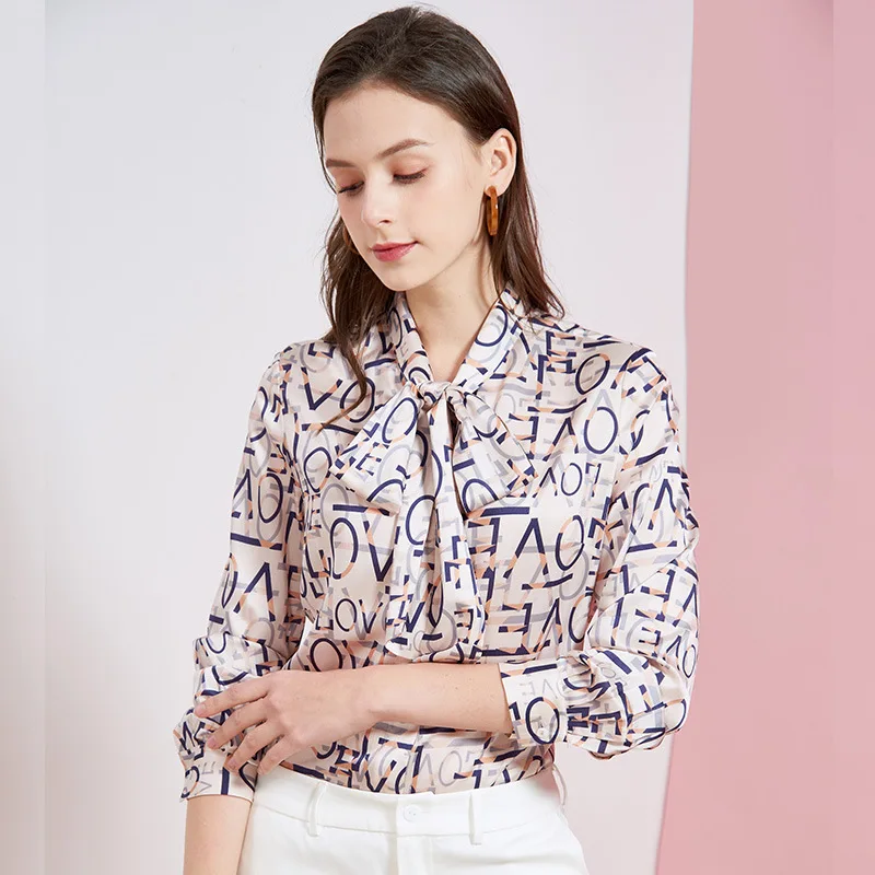Women's Blouses and Tops Silk letters Floral Printed Office Formal Casual Shirts Plus Large Size Spring Summer Sexy Haut Femme
Women's Blouses and Tops Silk letters Floral Printed Office Formal Casual Shirts Plus Large Size Spring Summer Sexy Haut Femme