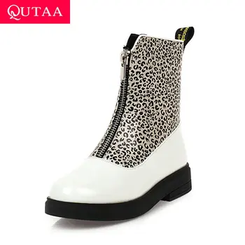 QUTAA 2021 Patchwork PU Leopard Ankle Boots Round Toe Autumn Winter Women Shoes Fashion Square Heel Zipper Short Boots Size34-43
QUTAA 2021 Patchwork PU Leopard Ankle Boots Round Toe Autumn Winter Women Shoes Fashion Square Heel Zipper Short Boots Size34-43