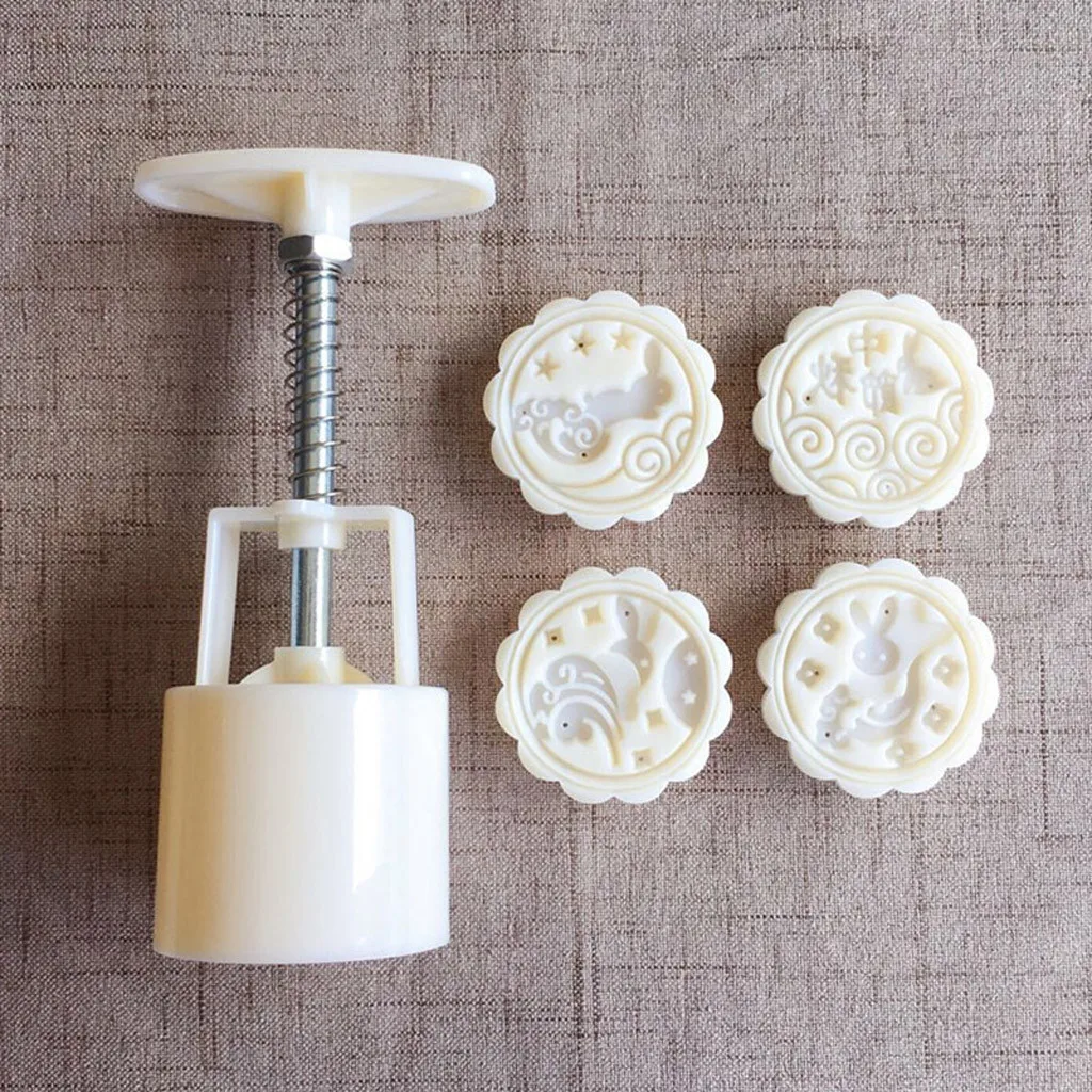 Mooncake Mold Flower Mid-autumn Festival Hand Press Moon Cake Cutter Molds Set Pastry Mooncake Hand DIY Tool taart decoratie
Mooncake Mold Flower Mid-autumn Festival Hand Press Moon Cake Cutter Molds Set Pastry Mooncake Hand DIY Tool taart decoratie