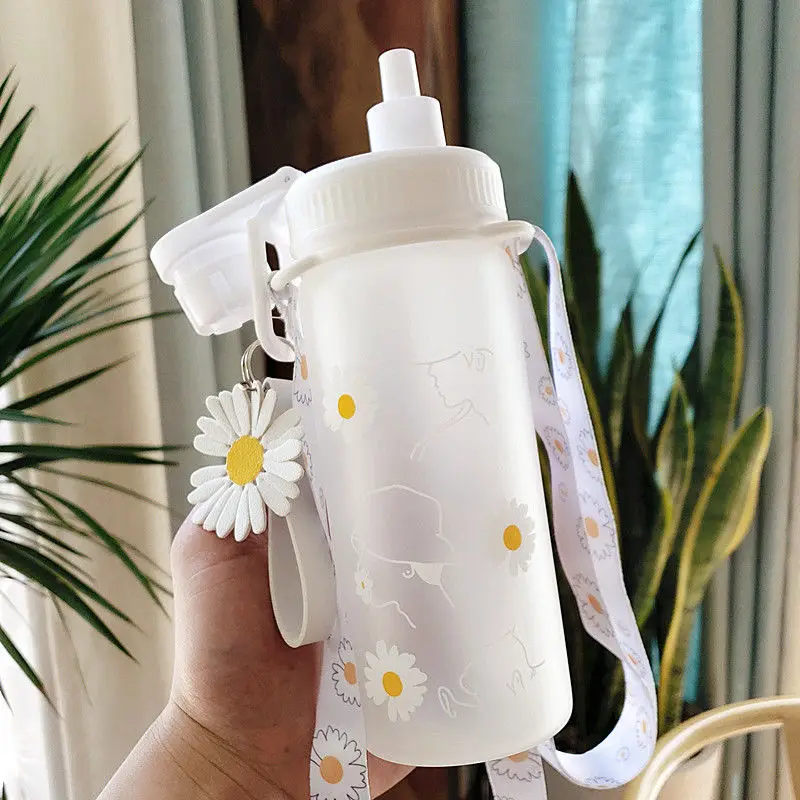 500ml Kawaii Small Daisies Milk Water Bottle With Straw Portable Leakproof Frosted Glass Fashion Cute Drinking Coffee Cup
500ml Kawaii Small Daisies Milk Water Bottle With Straw Portable Leakproof Frosted Glass Fashion Cute Drinking Coffee Cup