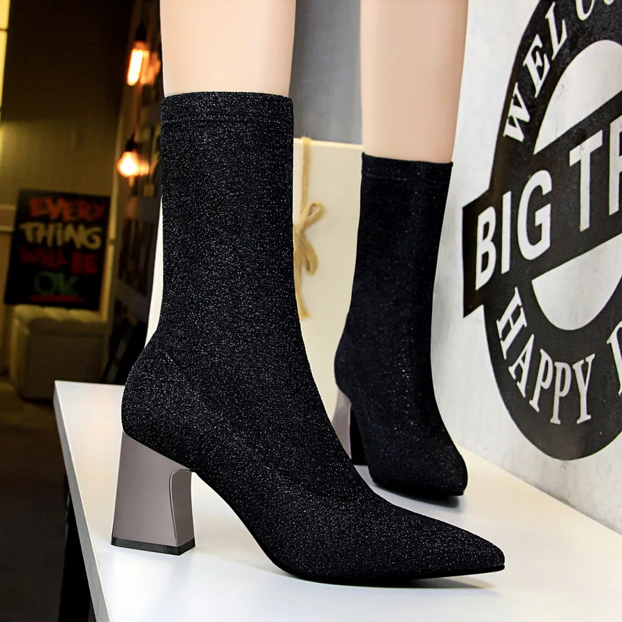 Stretch Knitting Women Short Boots Metal Sequare Heel Female Fashion Boots Autumn Pointed High Heels Black Boots Woman
Stretch Knitting Women Short Boots Metal Sequare Heel Female Fashion Boots Autumn Pointed High Heels Black Boots Woman
