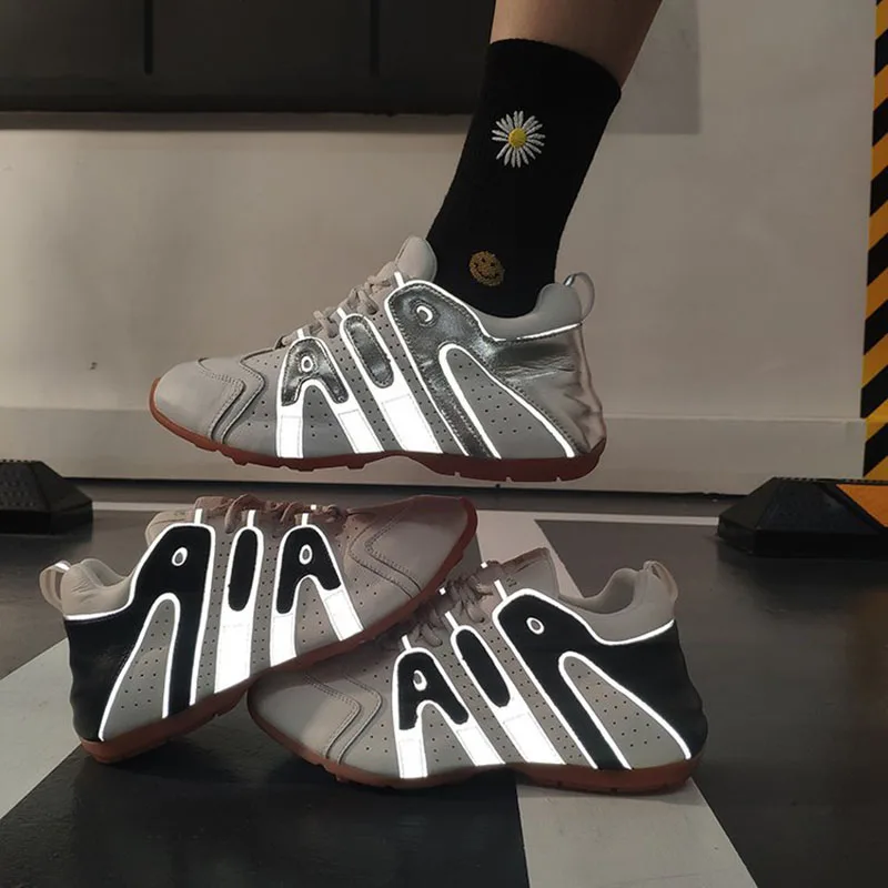 Women Reflective Sneakers Ins Microfiber Leather Beef Tendon Polyurethane Bottom Non-slip Women Platform Increase Running Shoes
Women Reflective Sneakers Ins Microfiber Leather Beef Tendon Polyurethane Bottom Non-slip Women Platform Increase Running Shoes