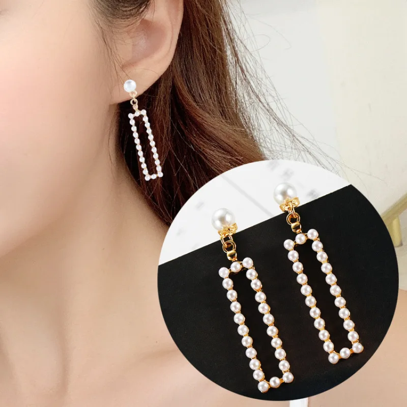 2020 Trendy Elegant Simulated Pearls Rectangle Dangling Earrings for Women Drop Earring Wedding Party Gift Jewelry Pendientes
2020 Trendy Elegant Simulated Pearls Rectangle Dangling Earrings for Women Drop Earring Wedding Party Gift Jewelry Pendientes