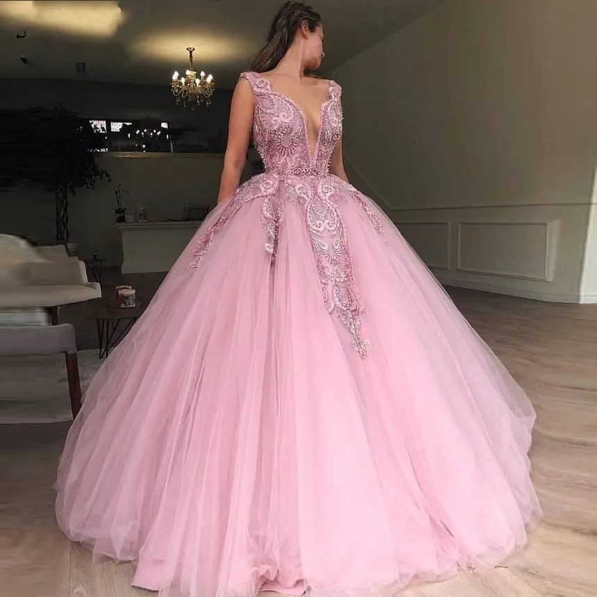 Saudi Arabian Formal Gowns robe de soiree A Line V Neck Evening Dresses Appliques Bead Custom made abiye vestido de festa longo
Saudi Arabian Formal Gowns robe de soiree A Line V Neck Evening Dresses Appliques Bead Custom made abiye vestido de festa longo