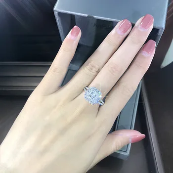 Real 100% 925 Silver jewelry Diamond Ring for Women Eight Hearts with Princess Jewelry Luxury Anillos Wedding Ring box Gemstone 
Real 100% 925 Silver jewelry Diamond Ring for Women Eight Hearts with Princess Jewelry Luxury Anillos Wedding Ring box Gemstone