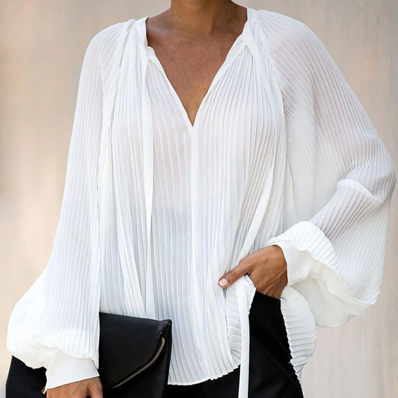 Women Fashion Solid Color V-Neck Pleated Chiffon Shirts 2019 New Ladies Casual Blouse Long Sleeve Streamer Design Pullover Shirt
Women Fashion Solid Color V-Neck Pleated Chiffon Shirts 2019 New Ladies Casual Blouse Long Sleeve Streamer Design Pullover Shirt