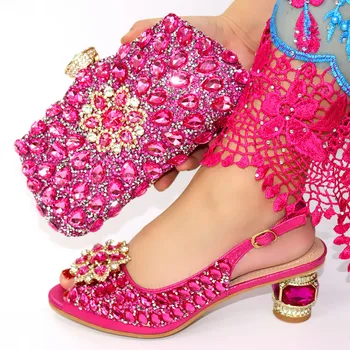 Fashionable fuchsia women pumps match handbag with big crystal decoration african dress shoes and bag set CR171,heel 6.5CM
Fashionable fuchsia women pumps match handbag with big crystal decoration african dress shoes and bag set CR171,heel 6.5CM