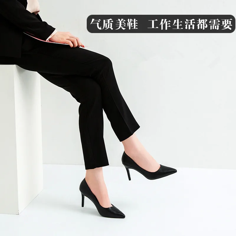 2019 Spring New Style Thin Heeled WOMEN'S Shoes Formal Wear Business Work Shoes Shallow Mouth Side Scoop Bootie Black And White
2019 Spring New Style Thin Heeled WOMEN'S Shoes Formal Wear Business Work Shoes Shallow Mouth Side Scoop Bootie Black And White