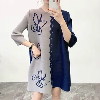 Plus Size Dress Women Spring 2020 New Elastic Miyake Pleated Printed Patchwork Round Neck Loose Short Dress Above The Knees
Plus Size Dress Women Spring 2020 New Elastic Miyake Pleated Printed Patchwork Round Neck Loose Short Dress Above The Knees