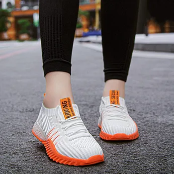 Women Running Athletic Sneakers Lace up Sports Casual Breathable Couple Shoes 2018 Running Shoes Breathable Outdoor Sports Shoes
Women Running Athletic Sneakers Lace up Sports Casual Breathable Couple Shoes 2018 Running Shoes Breathable Outdoor Sports Shoes