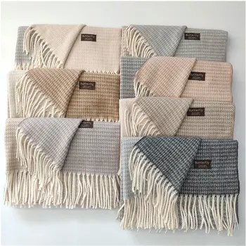 2020 Winter Modal Feeling Knitted Cashmere Scarf Women Silk Shawls Wraps Femme Luxury Wool Pashmina Stole Ladies Blanket Cape
2020 Winter Modal Feeling Knitted Cashmere Scarf Women Silk Shawls Wraps Femme Luxury Wool Pashmina Stole Ladies Blanket Cape