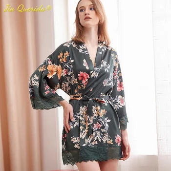 Soft Bathrobe Summer Green Woman Robe Home Robe Printing Bathrobe House Coat Robe for Woman New Casual Yukata Kimono Satin Silk
Soft Bathrobe Summer Green Woman Robe Home Robe Printing Bathrobe House Coat Robe for Woman New Casual Yukata Kimono Satin Silk