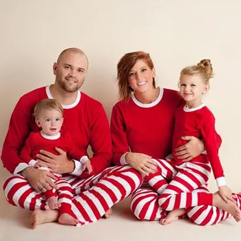Striped Sleepwear Christmas Pajamas Family Matching Outfits Look Mother Daughter Father Son Nightwear Mommy Dad and Me Clothes 
Striped Sleepwear Christmas Pajamas Family Matching Outfits Look Mother Daughter Father Son Nightwear Mommy Dad and Me Clothes