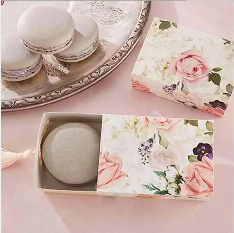100pcs rose flower wedding gift box DIY Drawer Shaper Favor Box Travel Candy Box With Decoration For Party
100pcs rose flower wedding gift box DIY Drawer Shaper Favor Box Travel Candy Box With Decoration For Party
