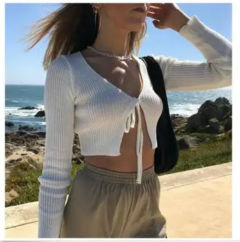 Top Selling Fashion Women's Solid Color Open Women's Sweater Lace Solid Color V-neck Long Sleeve Halon Short Knit Sweater
Top Selling Fashion Women's Solid Color Open Women's Sweater Lace Solid Color V-neck Long Sleeve Halon Short Knit Sweater