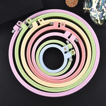7size 8-25cm Plastic Embroidery Hoop Ring Frame DIY Needlecraft Cross Stitch Machine Round Loop Hand Adjustable Sewing Tool
7size 8-25cm Plastic Embroidery Hoop Ring Frame DIY Needlecraft Cross Stitch Machine Round Loop Hand Adjustable Sewing Tool