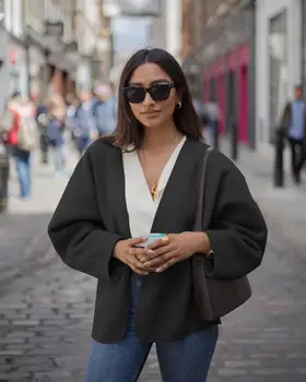 Autumn and winter hot new women's high quality double-sided woolen coat
Autumn and winter hot new women's high quality double-sided woolen coat