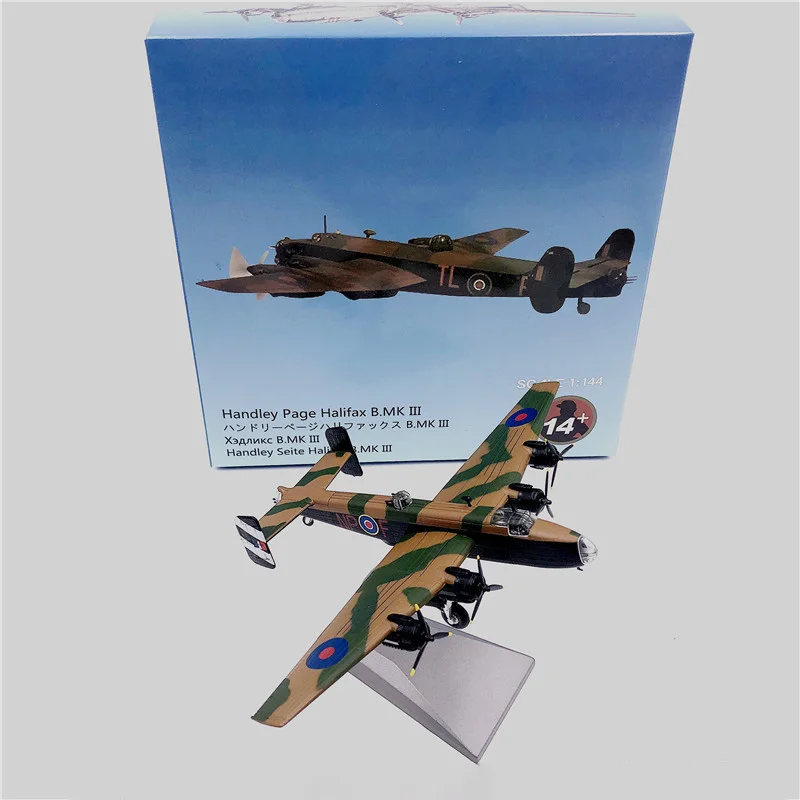 

Diecast 1/144 Scale Royal Air Force Halifax Fighter Aircraft Model of World War II Alloy Airplane Model Collection Souvenir