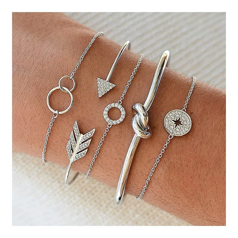 5 Pcs/Set Classic Charm Bracelets Sets Disc Circle Compass Arrow Knot Rhinestone Gold Silver Bracelet Bangles Women Jewelry Gift
5 Pcs/Set Classic Charm Bracelets Sets Disc Circle Compass Arrow Knot Rhinestone Gold Silver Bracelet Bangles Women Jewelry Gift
