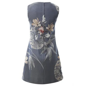 Designer fashion Chinese style advanced cheongsam sundress summer 2020 new womenswear beaded floral print beaded round-neck slee
Designer fashion Chinese style advanced cheongsam sundress summer 2020 new womenswear beaded floral print beaded round-neck slee