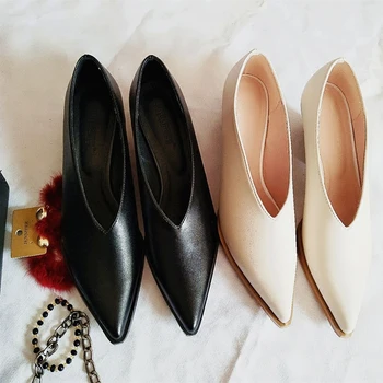 European American Sexy V Design Single Shoes Retro Pointed High Heels Genuine Leather Fashion Women's Shoes Small Size Pumps 33
European American Sexy V Design Single Shoes Retro Pointed High Heels Genuine Leather Fashion Women's Shoes Small Size Pumps 33