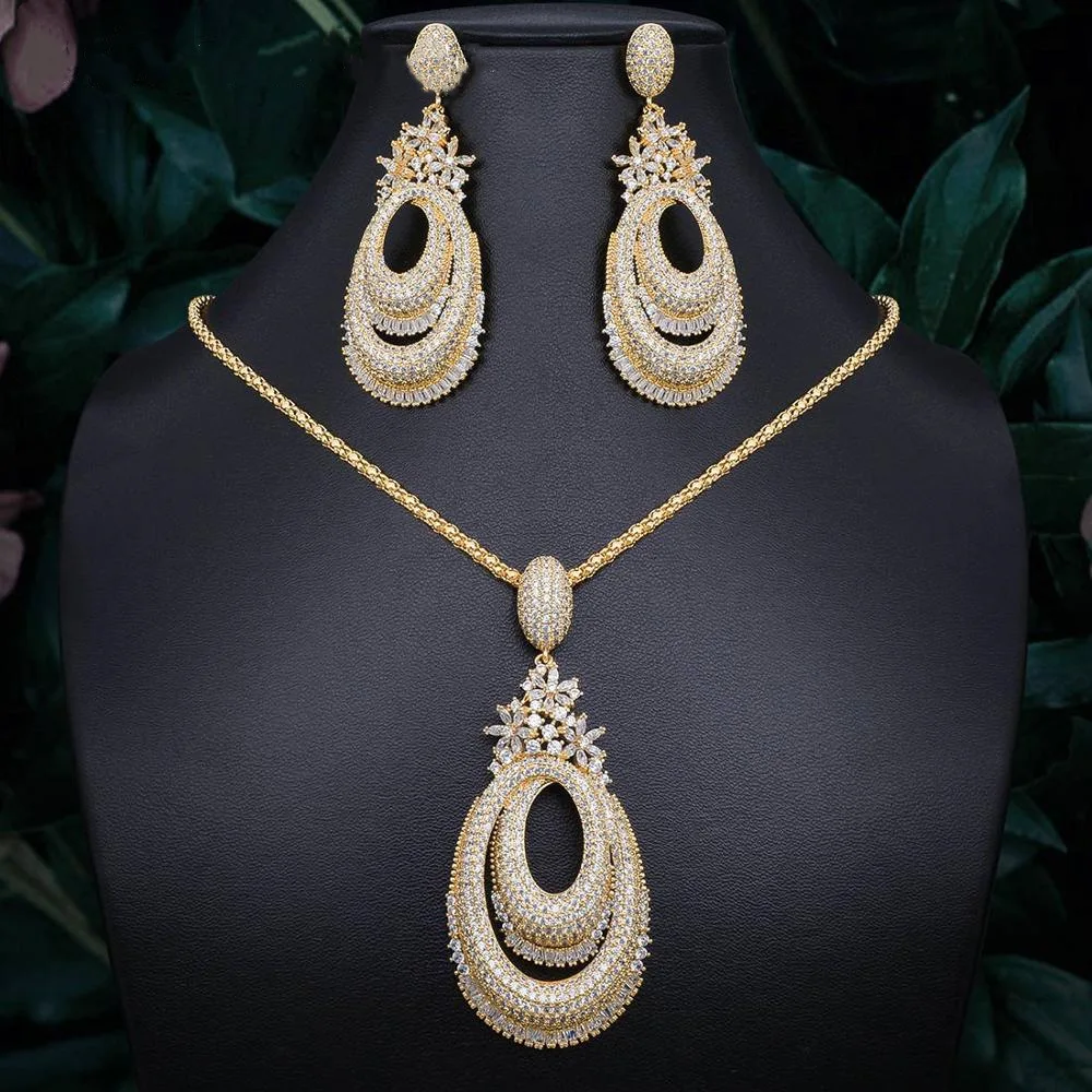ACCKING Luxury water drop gold cubic zirconia necklace earrings full jewelry set for women bridal dress dinne accessoryr
ACCKING Luxury water drop gold cubic zirconia necklace earrings full jewelry set for women bridal dress dinne accessoryr
