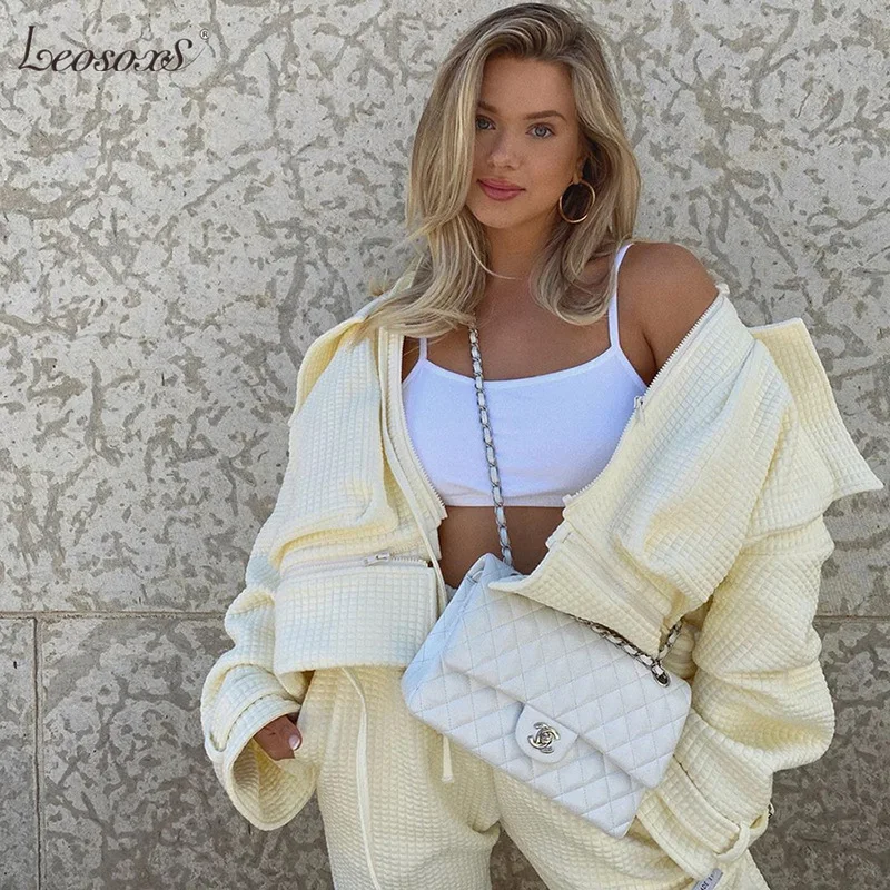 Women Fashion Two Piece Set 2020 New Irregular Big Pocket Splicing Jacket/Coat High Waist Straight Casual Pants Suit Streetwear
Women Fashion Two Piece Set 2020 New Irregular Big Pocket Splicing Jacket/Coat High Waist Straight Casual Pants Suit Streetwear