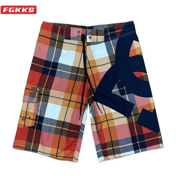 FGKKS Brand Men Beach Shorts Summer High Quality Quick Dry Men's Simple Plaid Print Shorts Casual Breathable Beach Shorts Male
FGKKS Brand Men Beach Shorts Summer High Quality Quick Dry Men's Simple Plaid Print Shorts Casual Breathable Beach Shorts Male