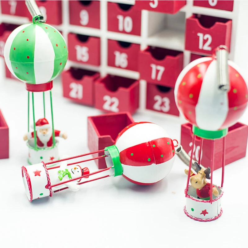 New Christmas Decorations Iron Santa Claus Painted Hot Air Balloon Pendant Creative Christmas Tree Ornaments
New Christmas Decorations Iron Santa Claus Painted Hot Air Balloon Pendant Creative Christmas Tree Ornaments