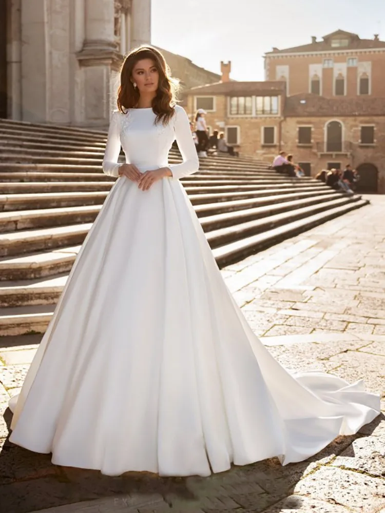 Robe De Mariage A-line Wedding Dress Ivory Satin Wedding Gowns Elegant Long Sleeve Bride Dress Abito Da Sposa 2020
Robe De Mariage A-line Wedding Dress Ivory Satin Wedding Gowns Elegant Long Sleeve Bride Dress Abito Da Sposa 2020