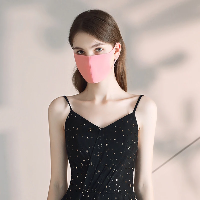 Sponge Mask Dustproof And Smog-Proof Pollen Pm2.5 Three-Dimensional Fashion Black Washable Sunscreen Mask Unisex
Sponge Mask Dustproof And Smog-Proof Pollen Pm2.5 Three-Dimensional Fashion Black Washable Sunscreen Mask Unisex